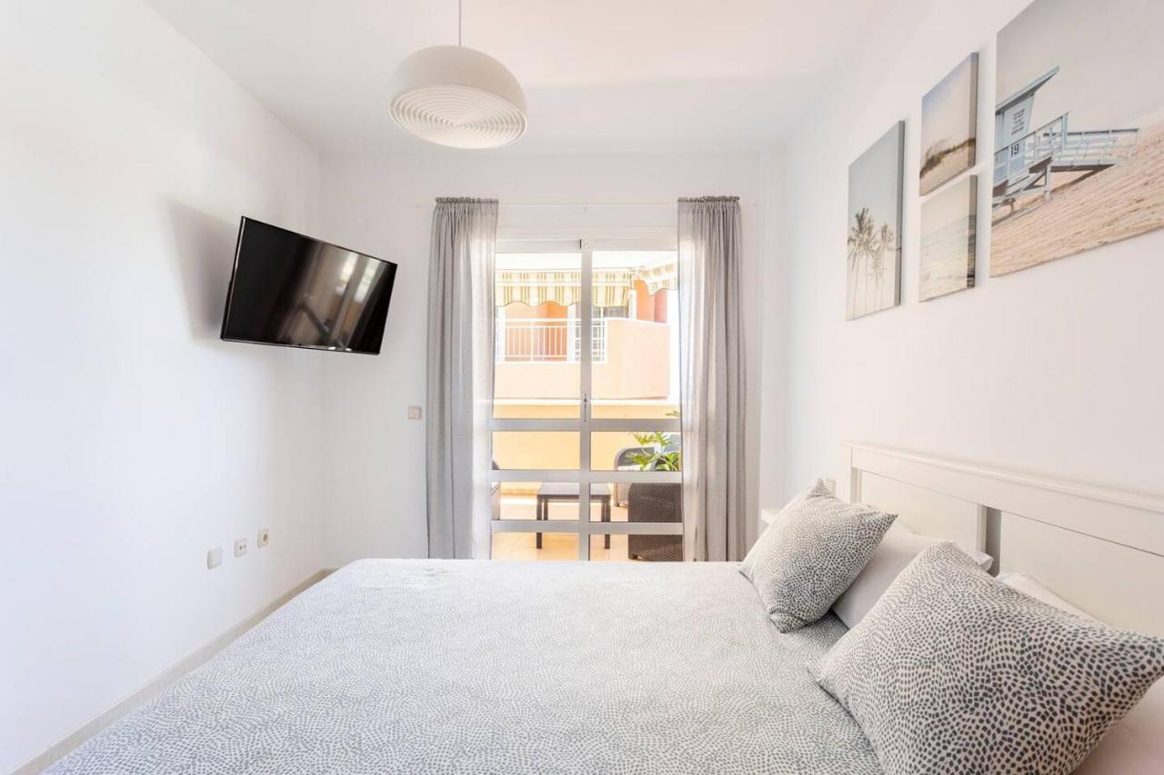 Amplio Y Comodo Apartamento En Callao Salvaje. Buitenkant foto