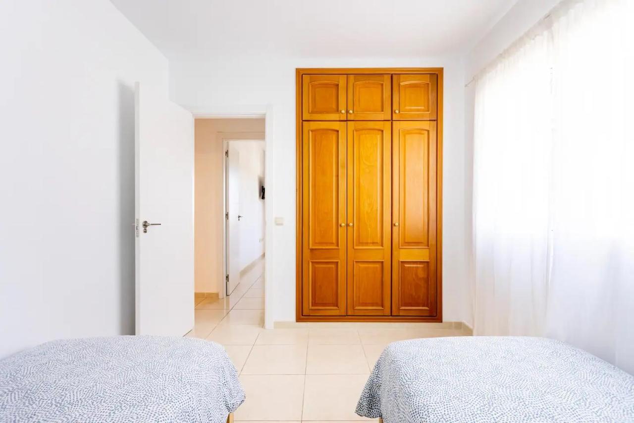 Amplio Y Comodo Apartamento En Callao Salvaje. Buitenkant foto
